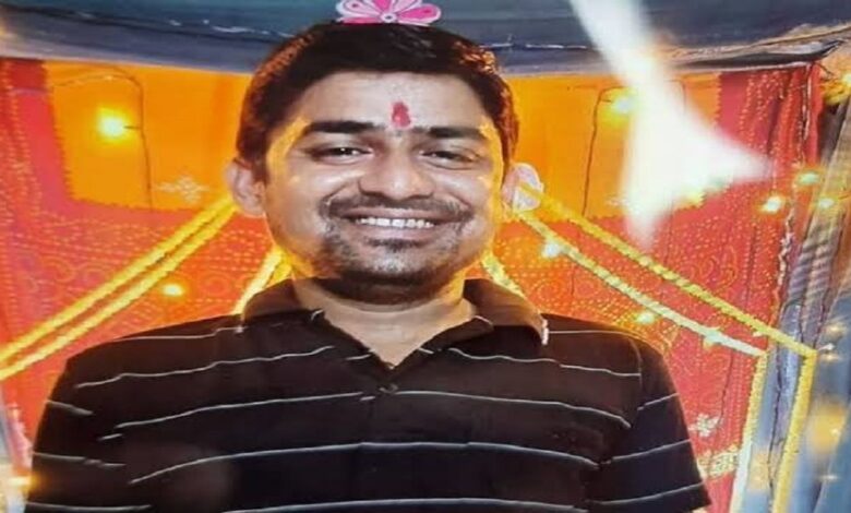 A young man who became a father a month ago died due to electrocution